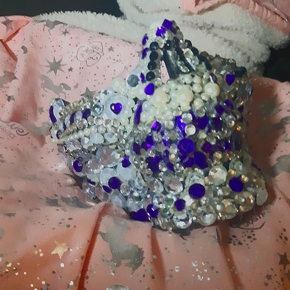 Purple Rhyme stone mask - Picture 2 of 3